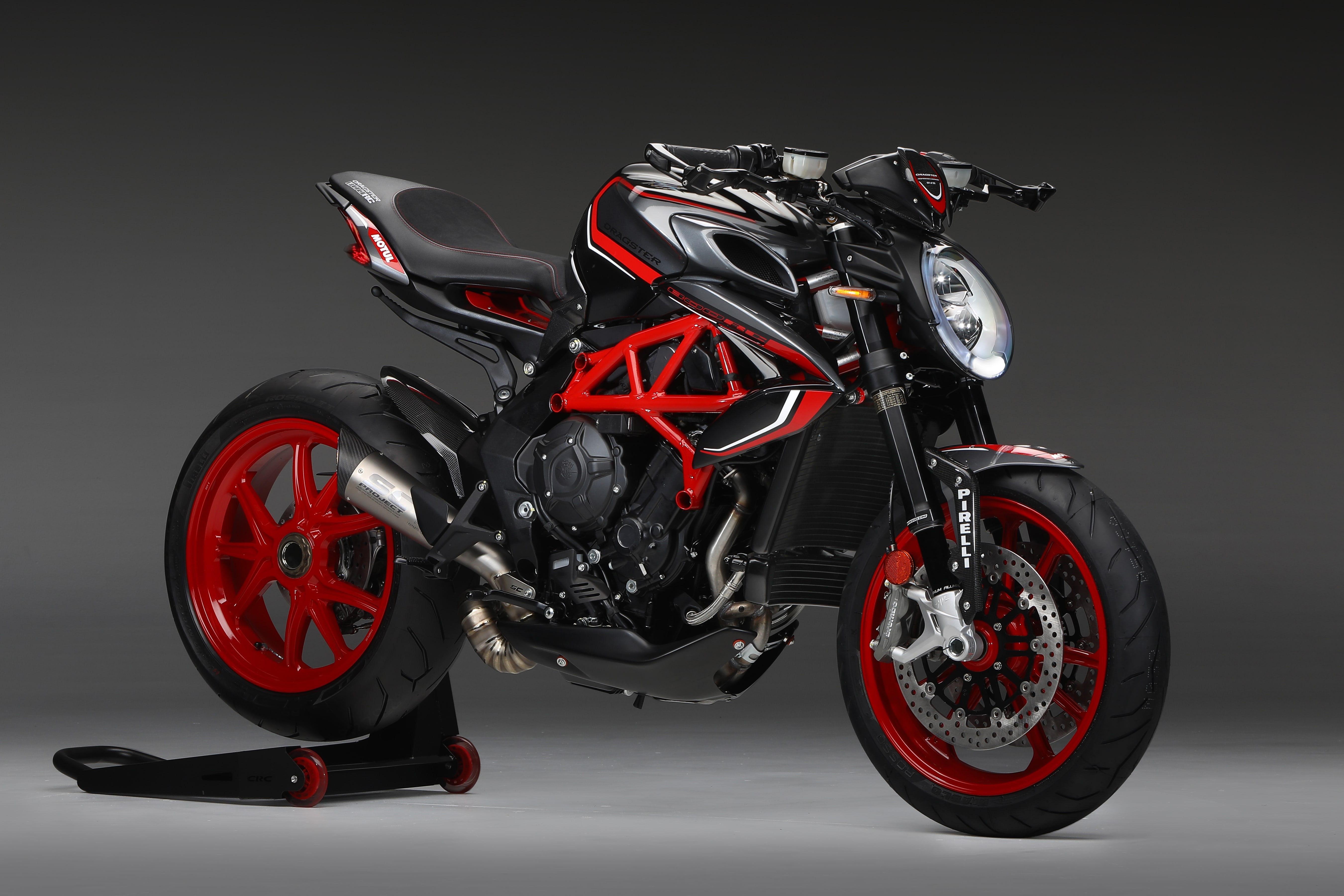 / METALLIC AVIO GREY / METALLIC CARBON BLACK / AGO RED